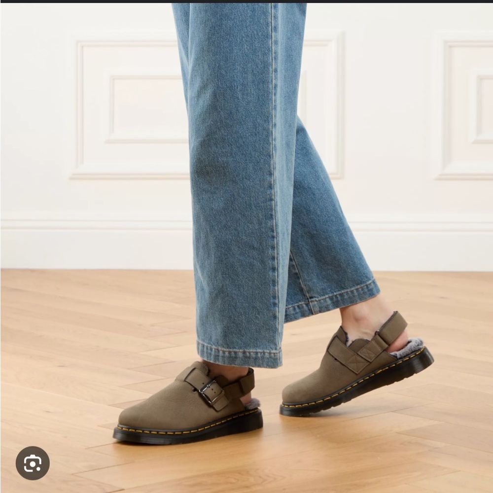 Dr. Martens Jorge II Dark Khaki Footwear - Picture 2 of 14